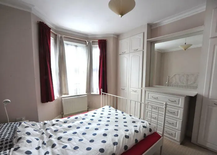 East End London Garden Flat