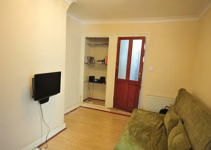East End London Garden Flat